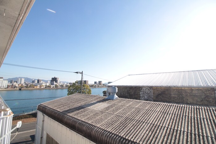 物件内観写真16　(室内からの展望)