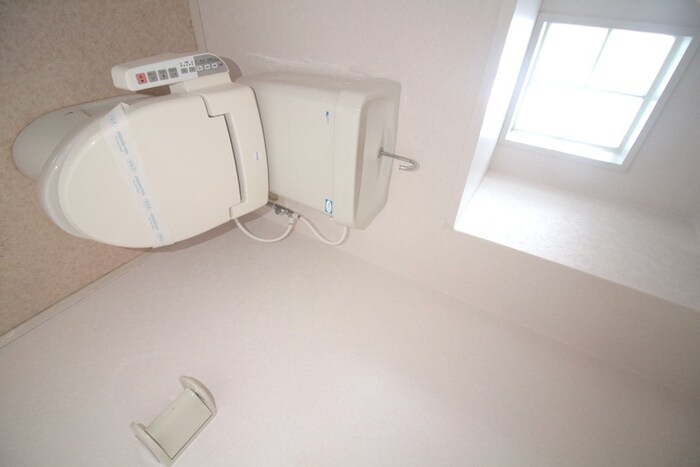 物件内観写真8　(トイレ)