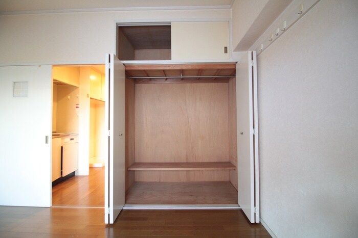 物件内観写真13　(収納)