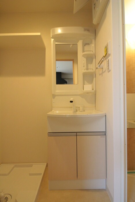 物件内観写真11　(洗面)