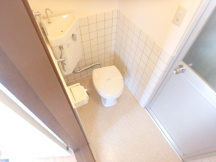 物件内観写真10　(トイレ)