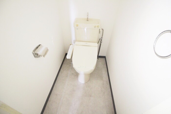 物件内観写真11　(トイレ)