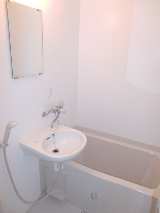 物件内観写真9　(バス／シャワールーム等)