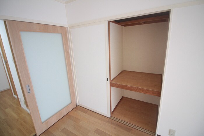 物件内観写真13　(収納)