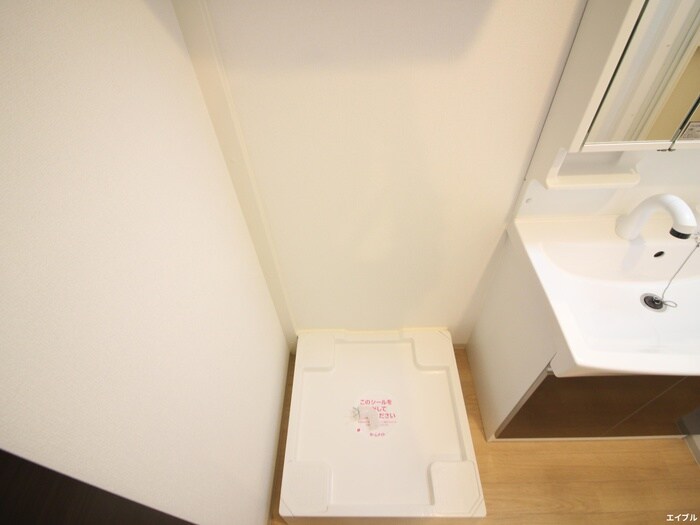 物件内観写真22　(洗濯機置場)