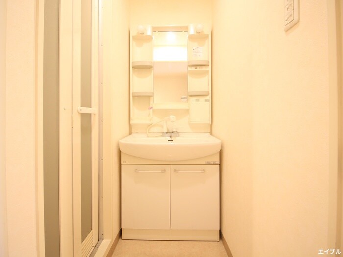 物件内観写真11　(洗面)