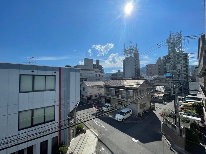 物件内観写真15　(室内からの展望)