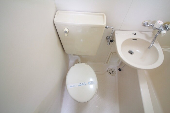 物件内観写真10　(トイレ)