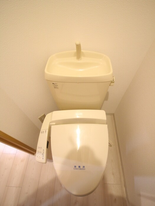 物件内観写真11　(トイレ)