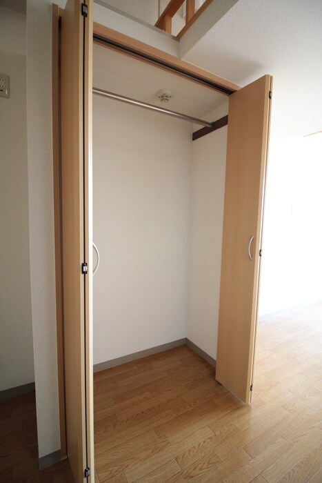 物件内観写真13　(収納)