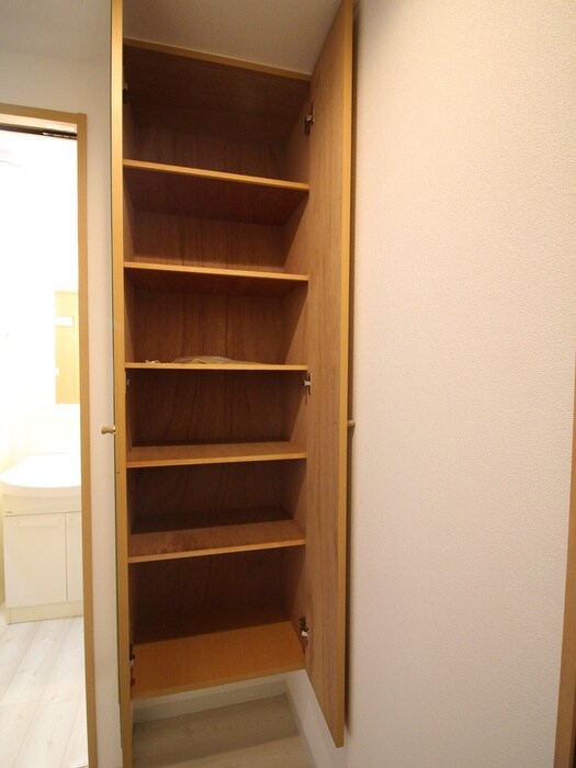 物件内観写真13　(靴箱)