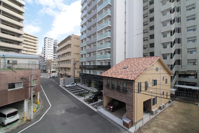 物件内観写真15　(室内からの展望)