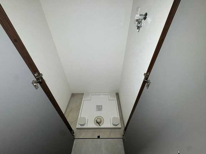 物件内観写真22　(洗濯機置場)