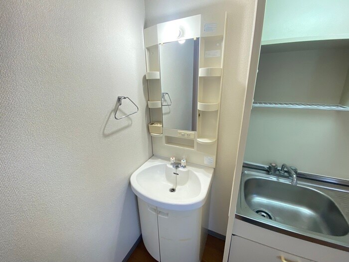 物件内観写真10　(洗面)