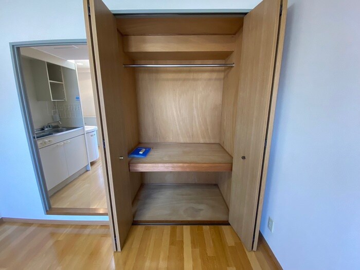 物件内観写真12　(収納)