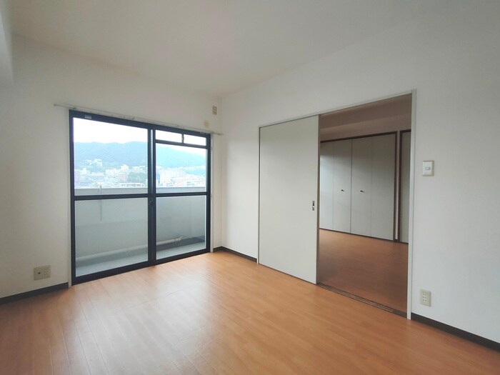 物件内観写真6　(居室)