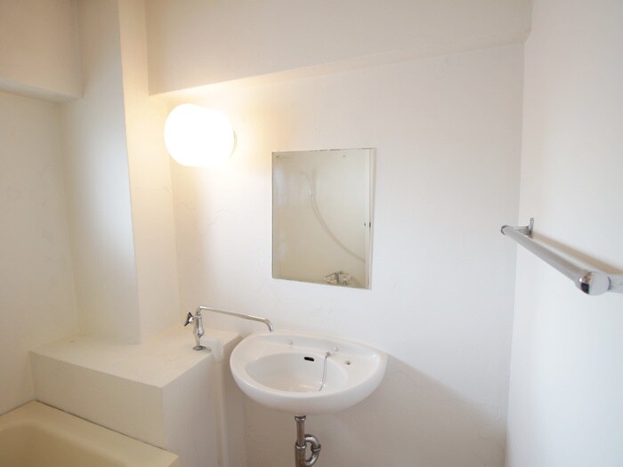 物件内観写真10　(洗面)