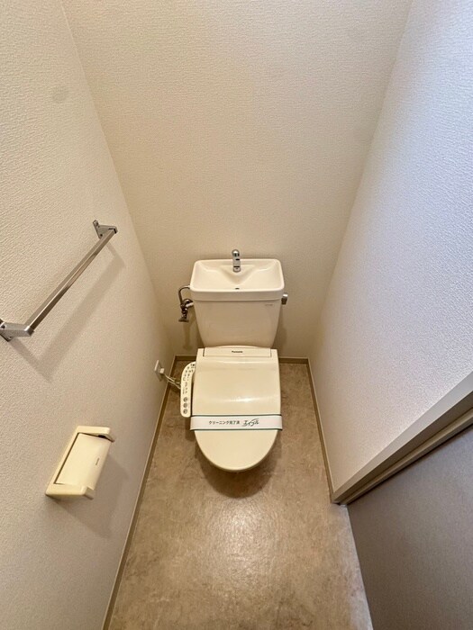 物件内観写真10　(トイレ)