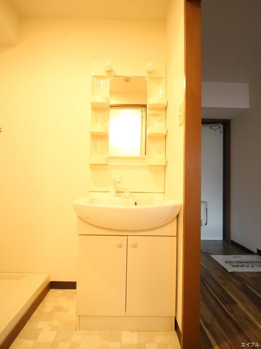 物件内観写真11　(洗面)