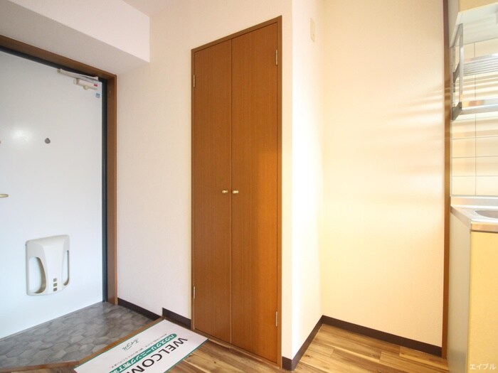 物件内観写真12　(靴箱)