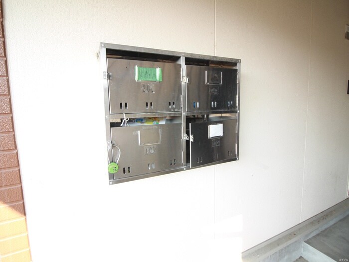 物件外観写真6　(建物設備)