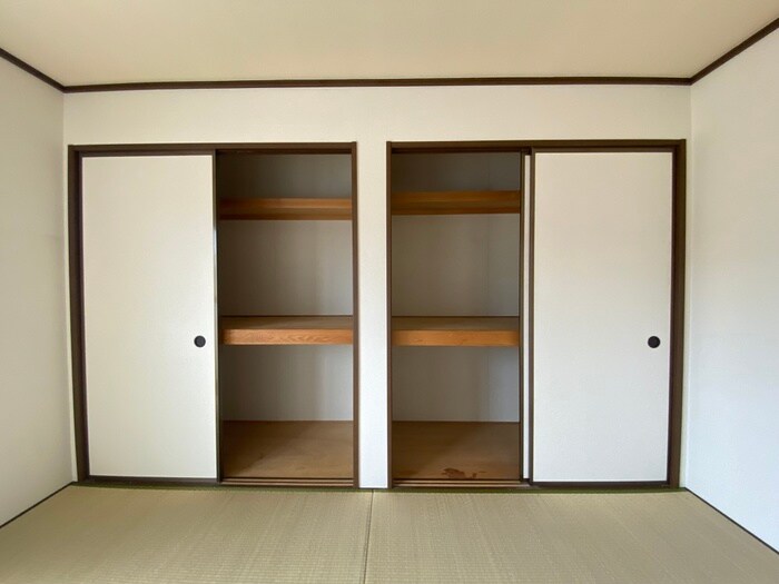 物件内観写真12　(収納)