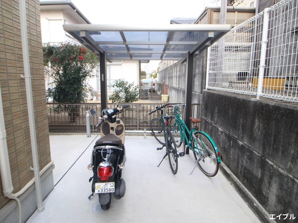 駐輪場