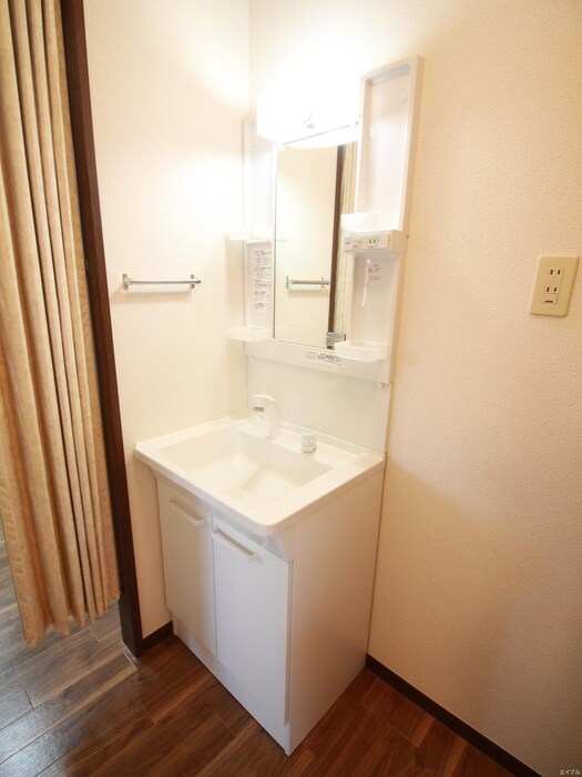 物件内観写真11　(洗面)