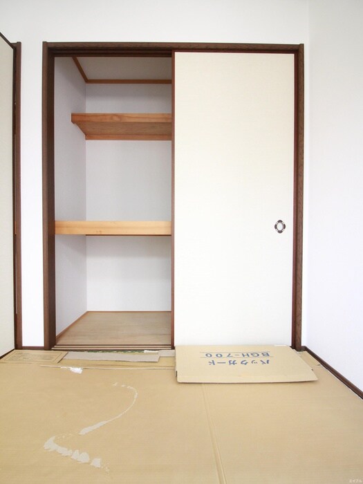 物件内観写真14　(収納)