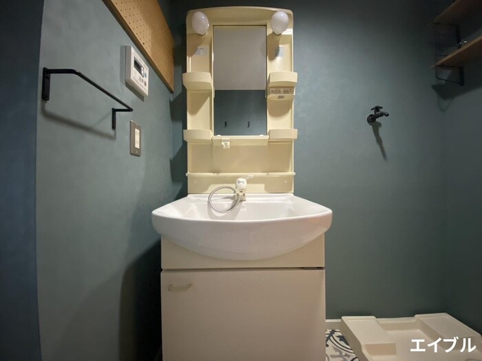 物件内観写真11　(洗面)