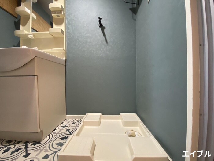 物件内観写真14　(洗濯機置場)