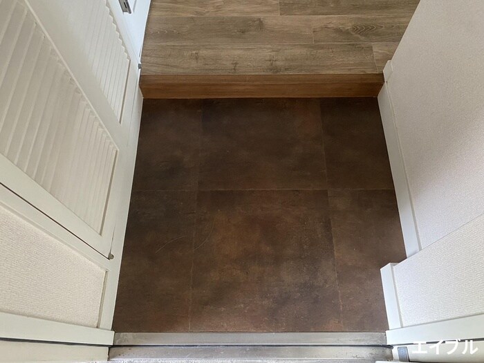 物件内観写真22　(玄関)