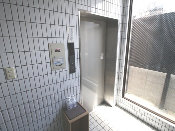 物件外観写真4　(建物設備)