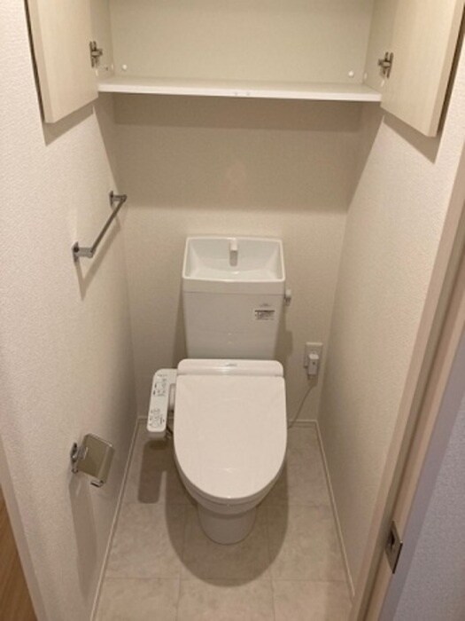 物件内観写真12　(トイレ)