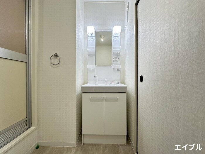 物件内観写真9　(洗面)