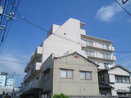 沖ビル外観写真