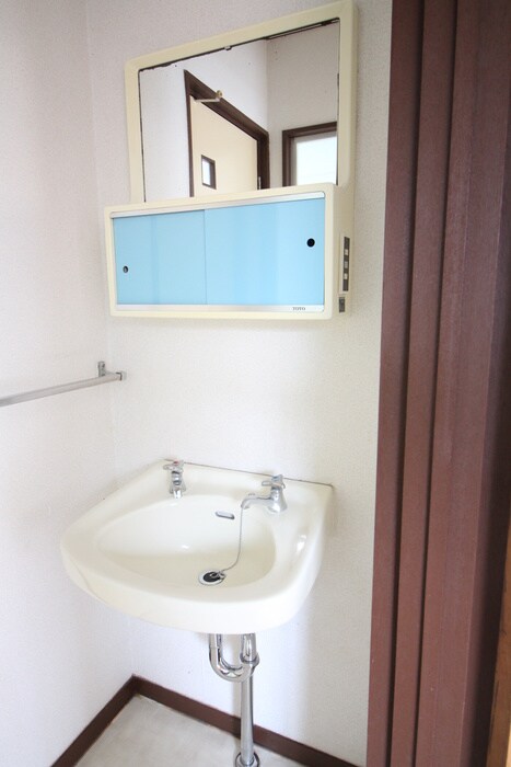 物件内観写真8　(洗面)