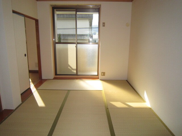 物件内観写真2　(内観写真)