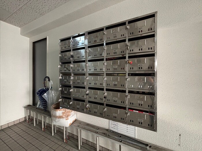 物件外観写真4　(建物設備)