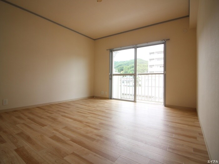 物件内観写真9　(居室)