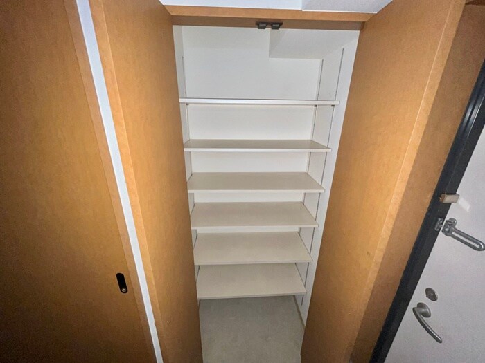 物件内観写真22　(靴箱)