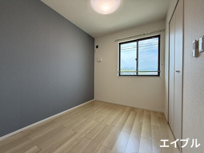 物件内観写真3　(居室)