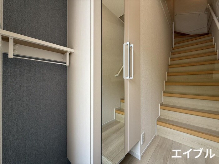 物件内観写真13　(靴箱)