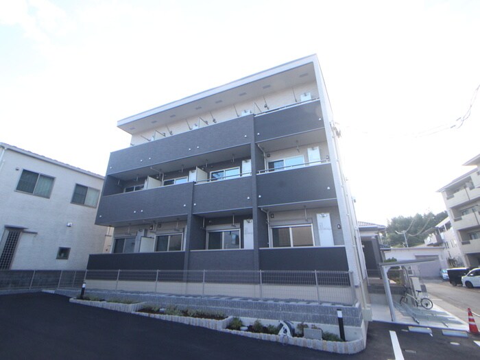 物件外観写真1　(外観写真)