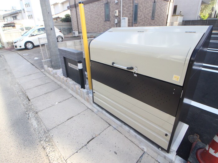 物件外観写真4　(建物設備)