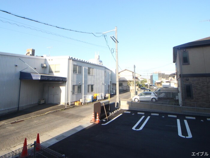 物件内観写真14　(室内からの展望)