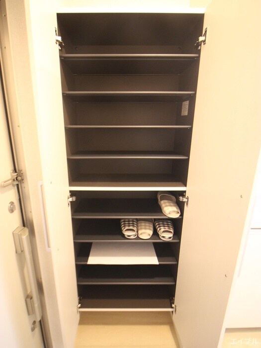 物件内観写真15　(靴箱)