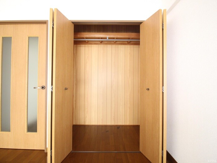 物件内観写真13　(収納)