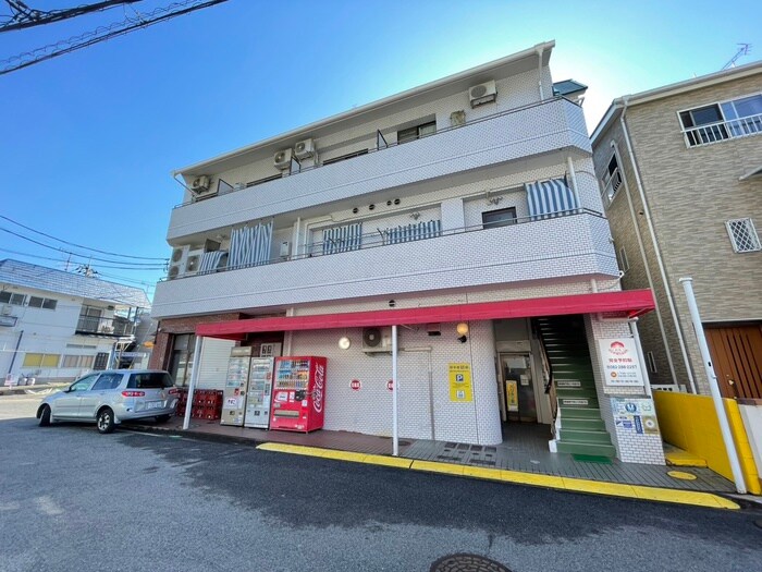 物件外観写真1　(外観写真)