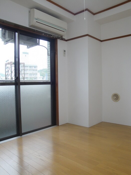 物件内観写真11　(居室)